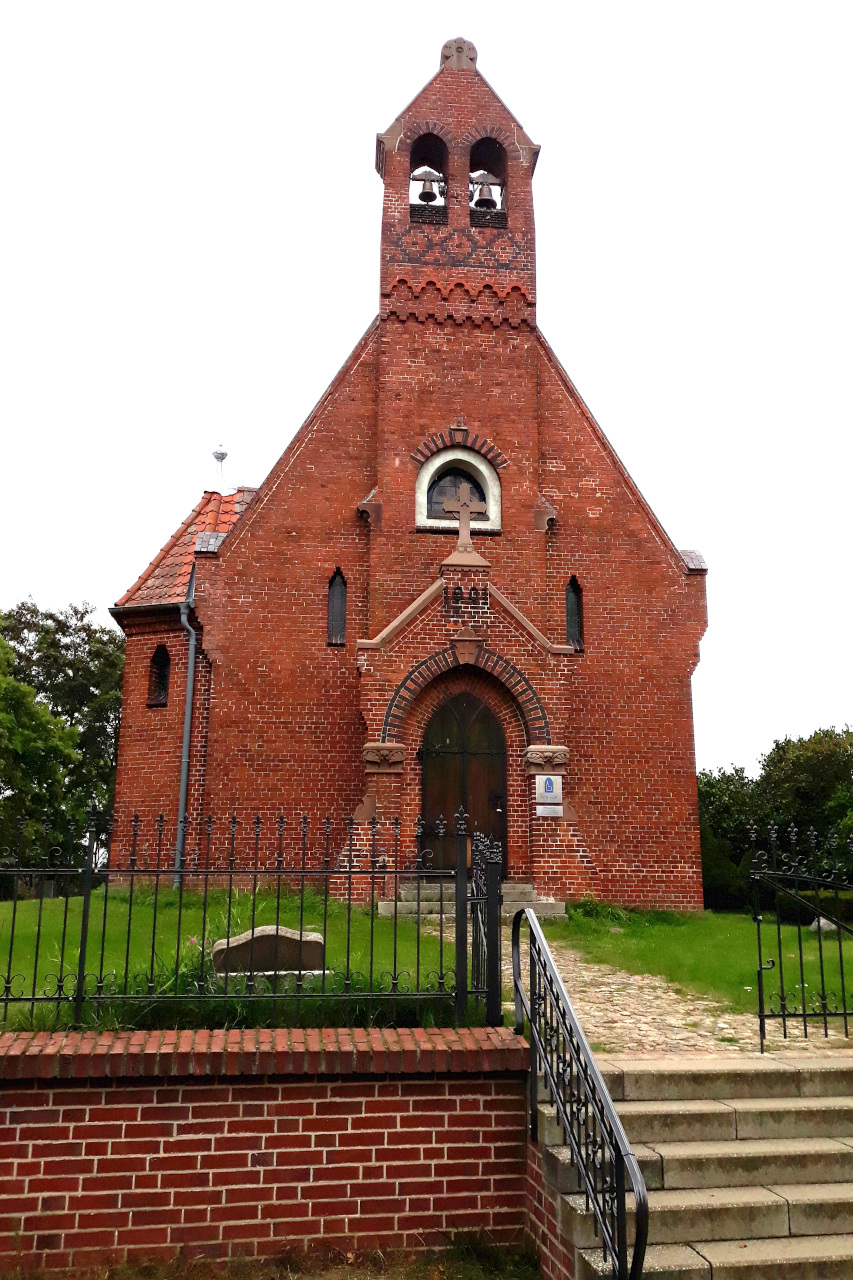 Kirche Babke (Foto: S. Lindner)